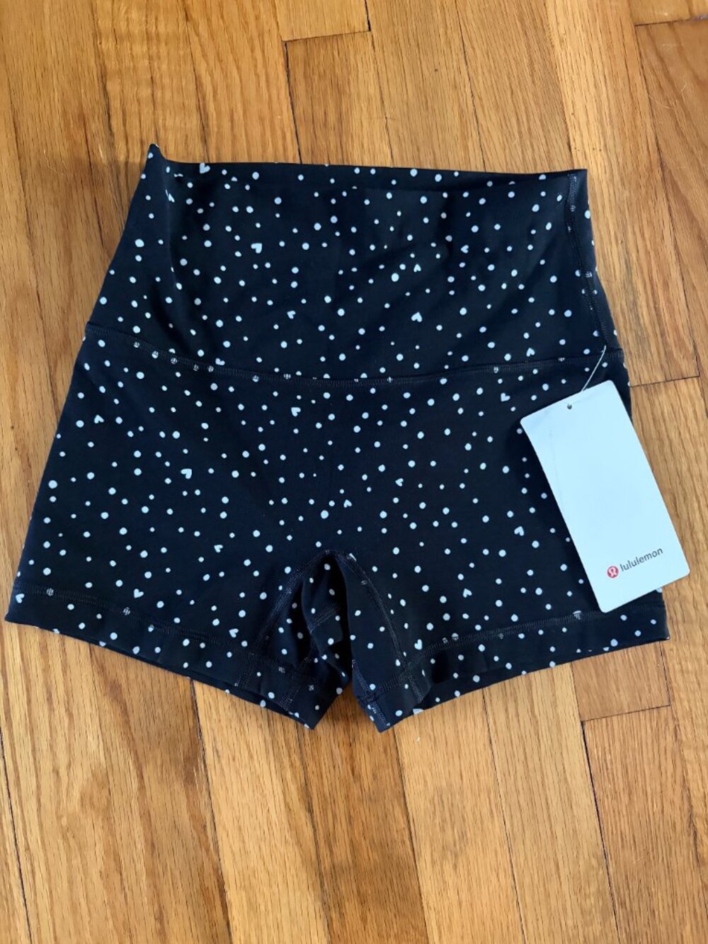 Lululemon Align No Line HR Short 4" Heart Scatter Dot White Black 6 NWT